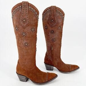 Old Gringo Tan Studded Snakeskin-Texture Heeled Cowboy Boots